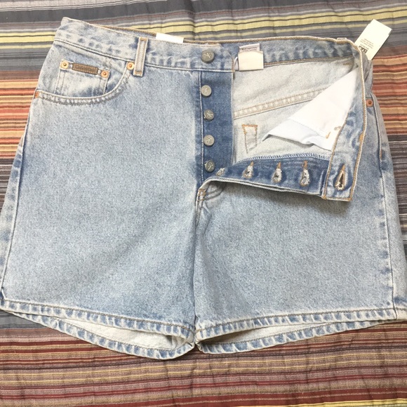 New! Calvin Klein Y2K Enzyme Wash High Waist Easy Fit Button Fly Jean Short sz 9 - Picture 5 of 10